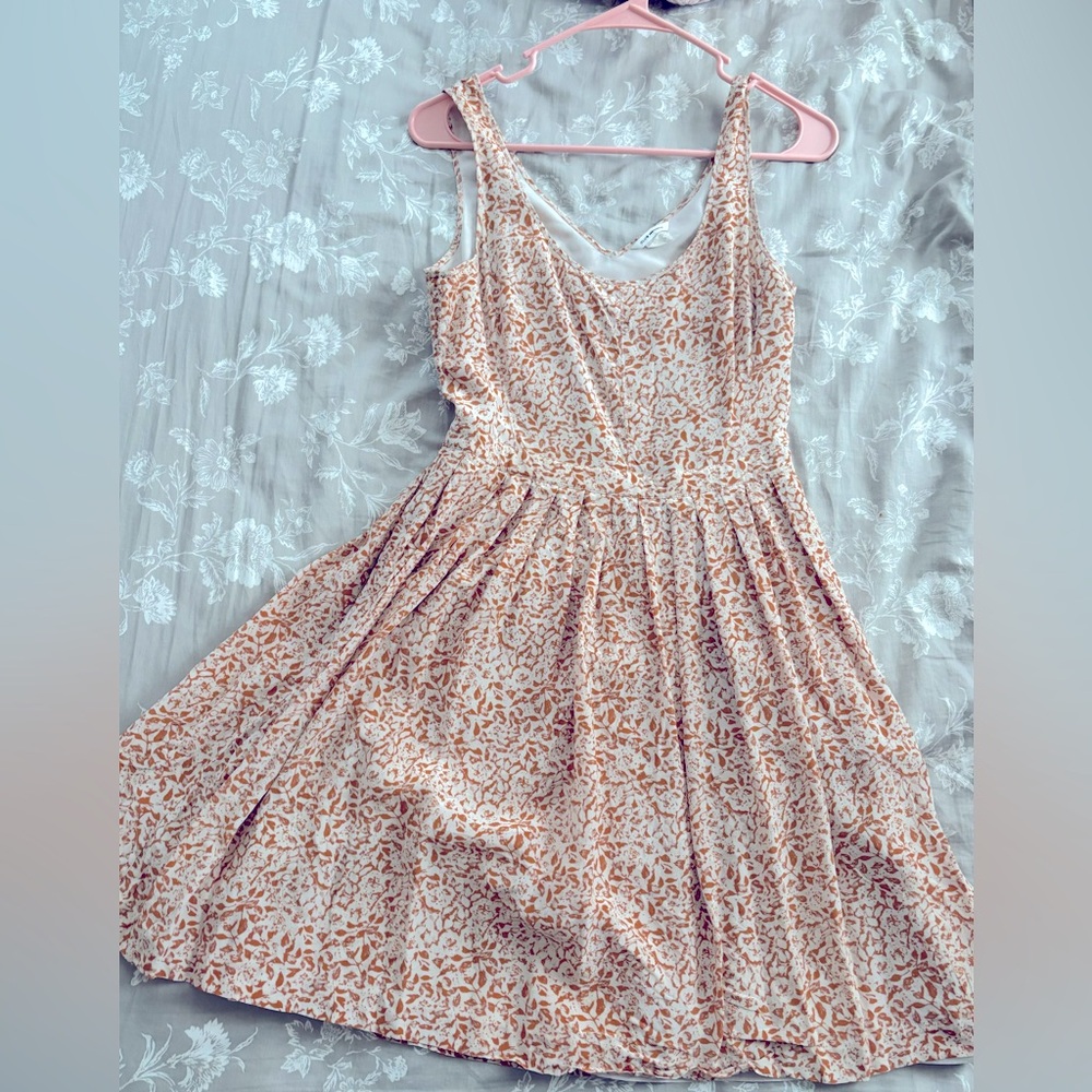 Club Monaco Backless Short Floral Dress (Boutique Brand)